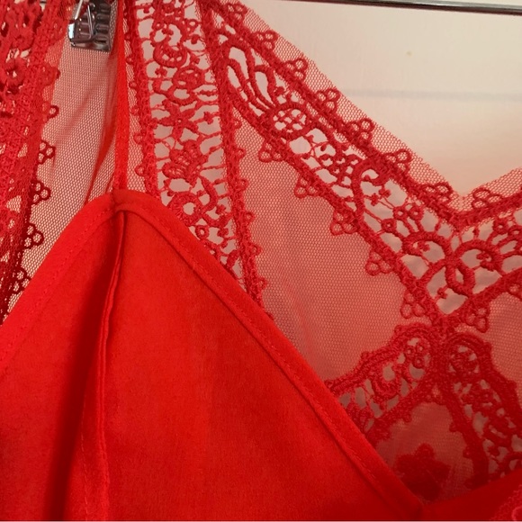 NWOT FREE PEOPLE DRESS WITH SHEER PANEL IN BACK SIZE 2 - Picture 12 of 17